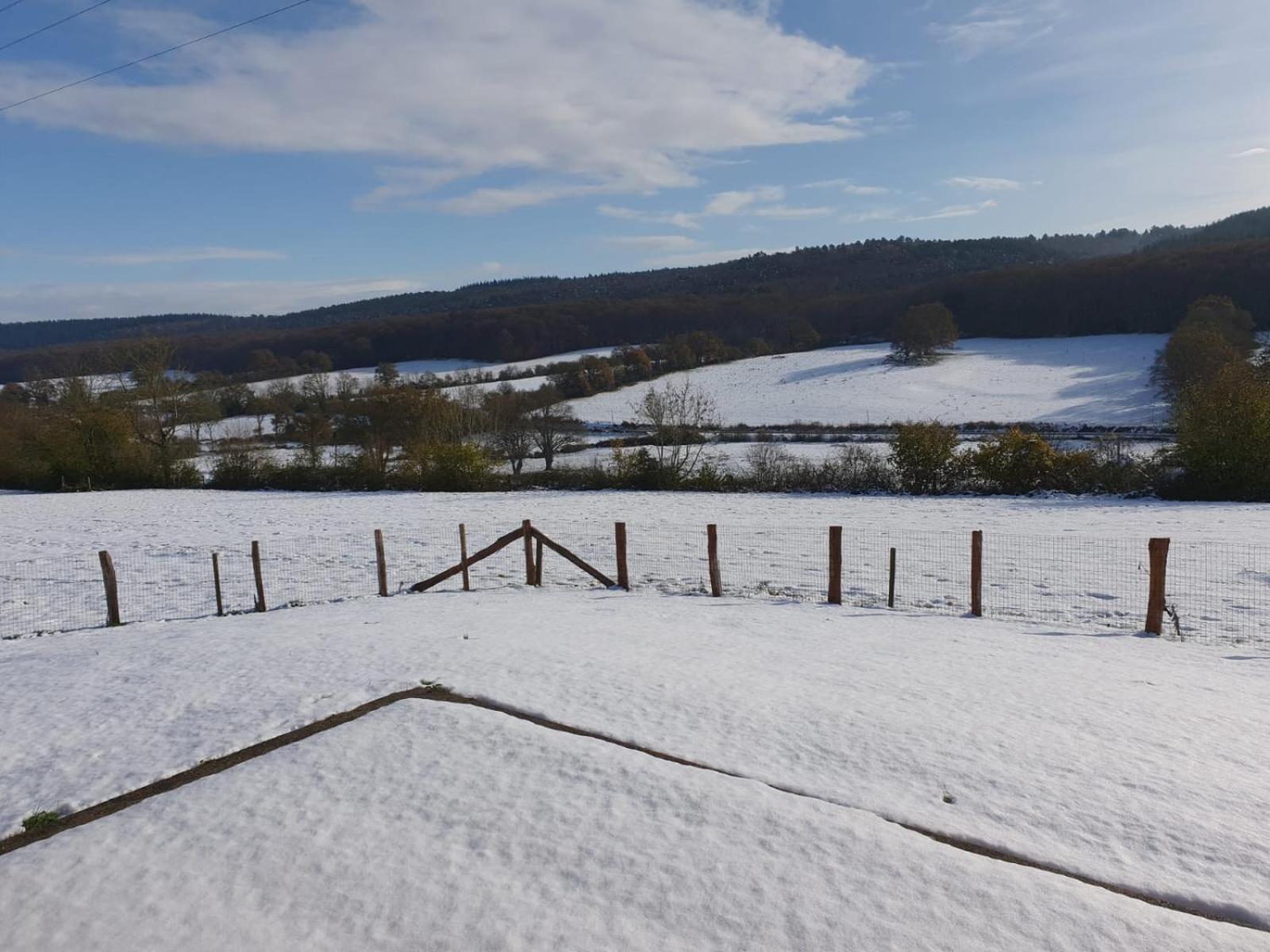 Gite Avec Vue Panoramique, Ideal Pour Un Weekend ! Mont-Saint-Jean  Exterior photo